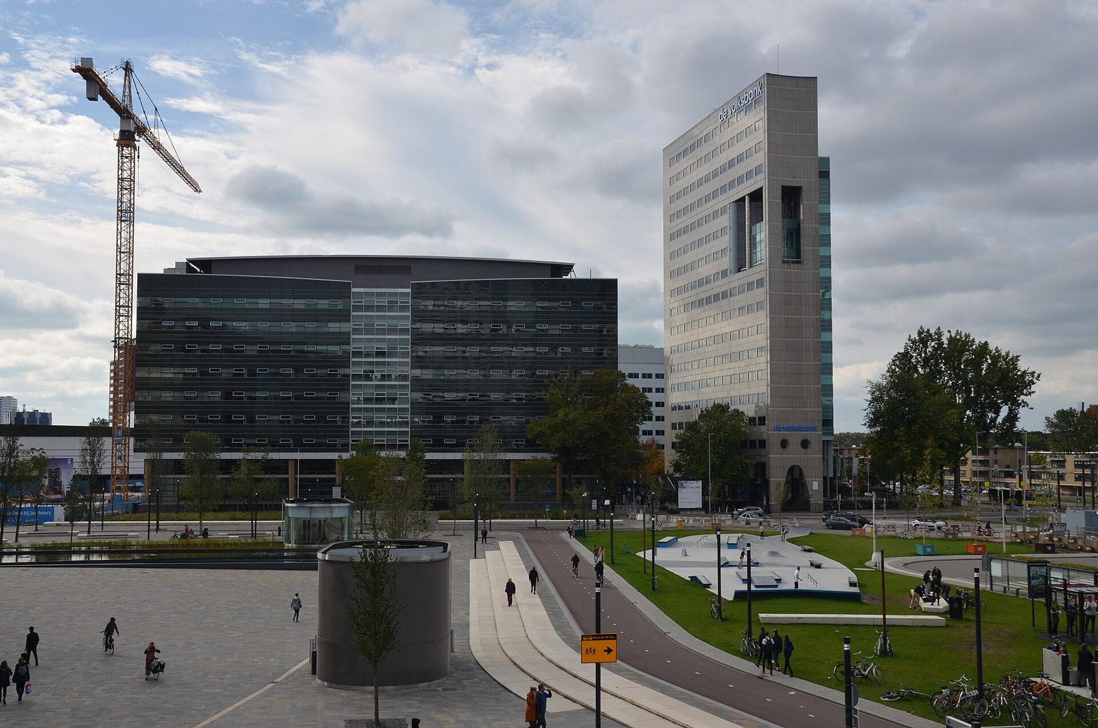 Het Jaarbeursplein in Utrecht, waar de taxi je afzet